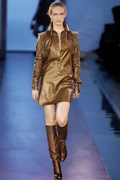 Look 16